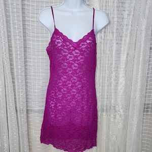 NWOT Victoria's Secret Stretch Lace Chemise in Vibrant Pink SzM